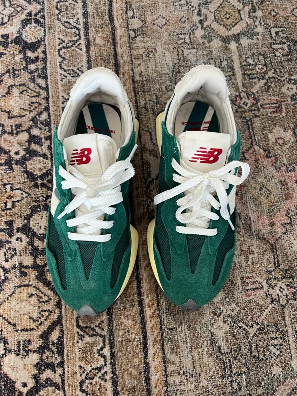New Balance Green & White 327 Sneakers - Picture 3 of 4